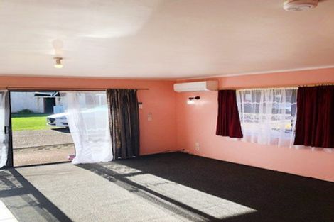 Photo of property in 63 Wyllie Road, Papatoetoe, Auckland, 2025