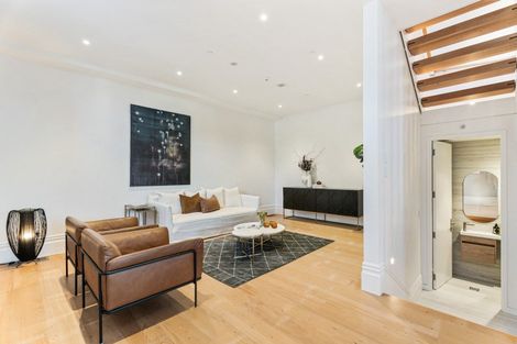 Photo of property in 1/16 View Road, Mount Eden, 1024