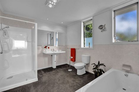 Photo of property in 22b Lismore Street, Strandon, New Plymouth, 4312