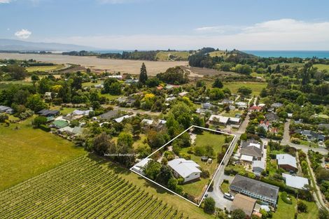 Photo of property in 19 Goddard Road, Tasman, Upper Moutere, 7173