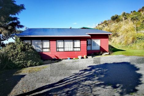 Photo of property in 3 Esplanade, Kaka Point, 9271