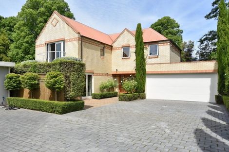 Photo of property in 32 Wai-iti Terrace, Burnside, Christchurch, 8052