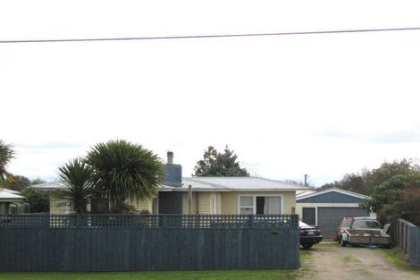 Photo of property in 64 Middle Road, Havelock North, 4130
