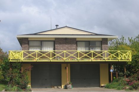 Photo of property in 33 Grace Crescent, Richmond Heights, Taupo, 3330