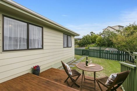 Photo of property in 31 Wisteria Grove, Maungaraki, Lower Hutt, 5010