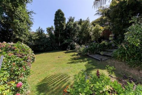 Photo of property in 8 Parsons Street, Vogeltown, New Plymouth, 4310