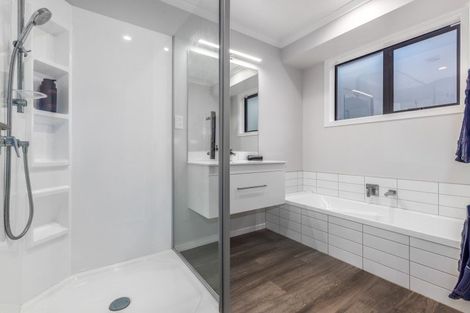 Photo of property in 19 Schooner Drive, Whitby, Porirua, 5024