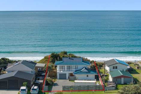 Photo of property in 563 Pukehina Parade, Pukehina, Te Puke, 3189
