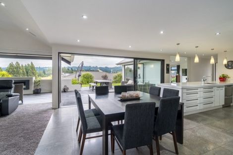 Photo of property in 64 Severn Street, Green Island, Dunedin, 9018