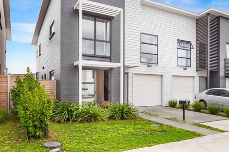 Photo of property in 24 Vincent Mcgrath Crescent, Swanson, Auckland, 0614