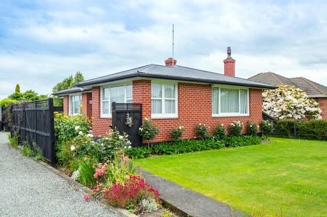 Photo of property in 39 Main Road, Pleasant Point, 7903