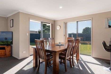 Photo of property in 158 Doncaster Drive, Papamoa Beach, Papamoa, 3118