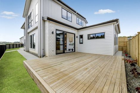 Photo of property in 4 Knockanara Drive, Flat Bush, Auckland, 2019