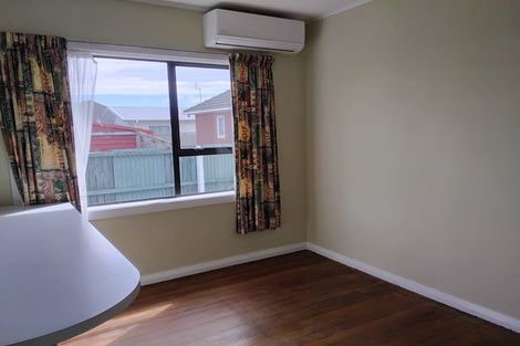 Photo of property in 32 Glenroy Street, Woolston, Christchurch, 8062