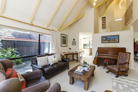 Photo of property in 8a Moerangi Street, West End, Palmerston North, 4410