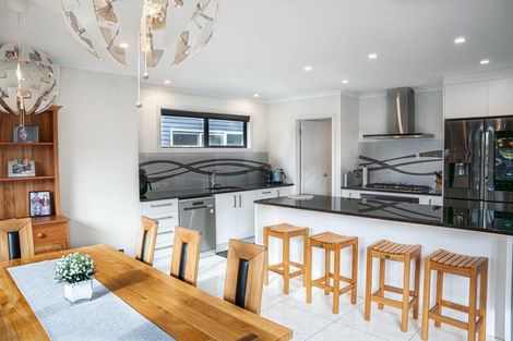 Photo of property in 87 Woburn Road, Woburn, Lower Hutt, 5010