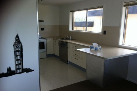 Photo of property in 1/223 Vipond Road, Stanmore Bay, Whangaparaoa, 0932