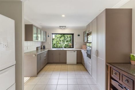 Photo of property in 12 Margan Place, Red Hill, Papakura, 2110