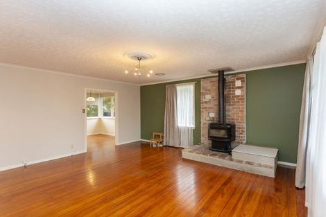 Photo of property in 28 Barnes Road, Redwood, Christchurch, 8051