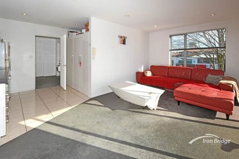 Photo of property in 4/318 Barbadoes Street, Christchurch Central, Christchurch, 8011