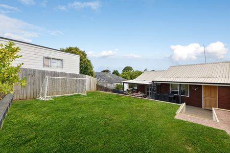 Photo of property in 2/23 Duncan Avenue, Te Atatu South, Auckland, 0610