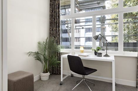 Photo of property in 20e Portland Crescent, Thorndon, Wellington, 6011