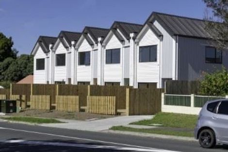 Photo of property in 1/11 Rimu Street, New Lynn, Auckland, 0600