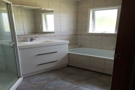 Photo of property in 5 Spedding Road, Whenuapai, Auckland, 0618