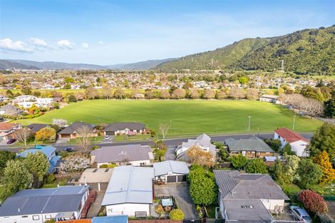 Photo of property in 33b Roband Crescent, Brown Owl, Upper Hutt, 5018