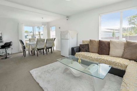 Photo of property in 2/3 Edwin Freeman Place, Ranui, Auckland, 0612