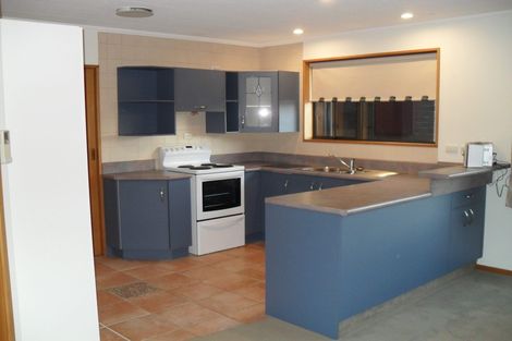 Photo of property in 47 Oakhampton Street, Hornby, Christchurch, 8042