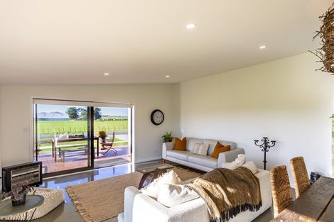 Photo of property in 20 White Road, Otane, 4202