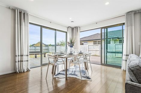 Photo of property in 52 Sirius Crescent, Rototuna North, Hamilton, 3210