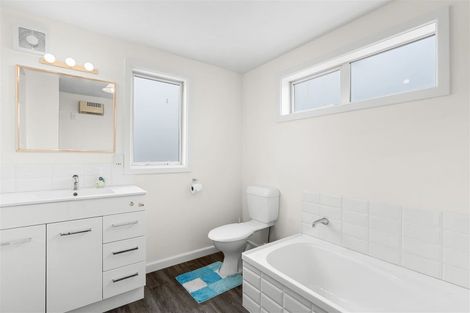 Photo of property in 37 Roydvale Avenue, Burnside, Christchurch, 8042