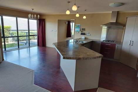 Photo of property in 50 Percy Kinsman Crescent, Riverstone Terraces, Upper Hutt, 5018