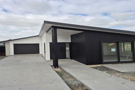 Photo of property in 1 Arohanui Road, Karaka, 2124