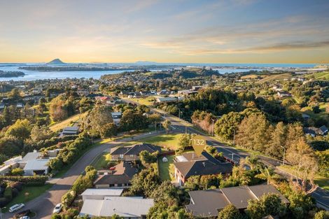 Photo of property in 132 Waikite Road, Welcome Bay, Tauranga, 3175