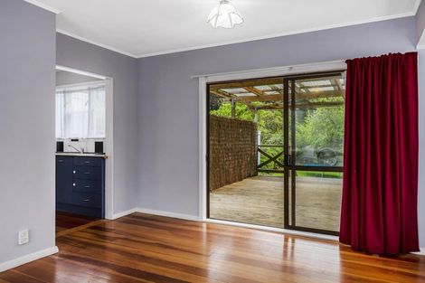 Photo of property in 21 York Place, Cannons Creek, Porirua, 5024