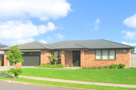 Photo of property in 12 Brookwood Drive, Henderson, Auckland, 0612