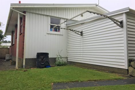 Photo of property in 4 Duke Place, New Plymouth, 4310