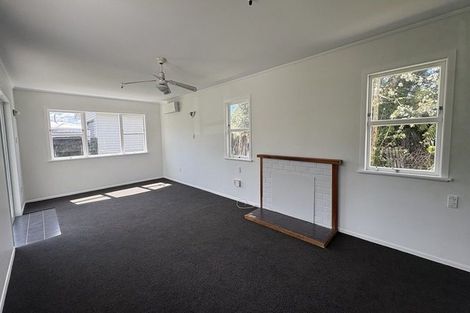 Photo of property in 24 Fairview Road, Western Heights, Rotorua, 3015