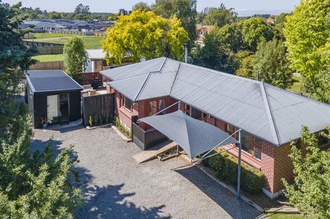 Photo of property in 104 Main North Road, Woodend, 7610