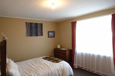 Photo of property in 33 Gloucester Street, Patea, 4520