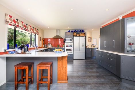 Photo of property in 22 Masefield Terrace, Kelvin Grove, Palmerston North, 4414