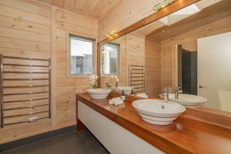 Photo of property in 9 Arawa Lane, Whitianga, 3510