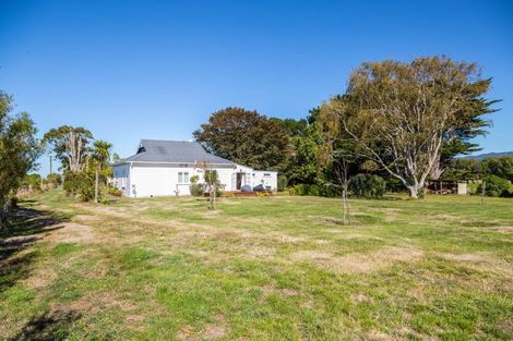 Photo of property in 94 Lake Domain Road, Lake Reserve, Featherston, 5771