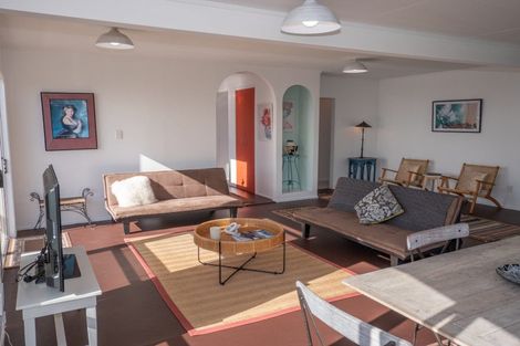 Photo of property in 5 Seaview Road, Cable Bay, 0420