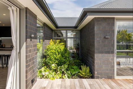 Photo of property in 15 Medusa Lane, Pegasus, 7612