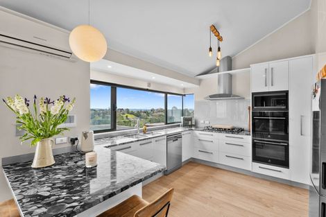 Photo of property in 86 Whites Road, Whitford, Howick, 2571