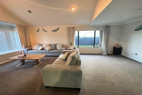 Photo of property in 14 Annalong Road, Dannemora, Auckland, 2016